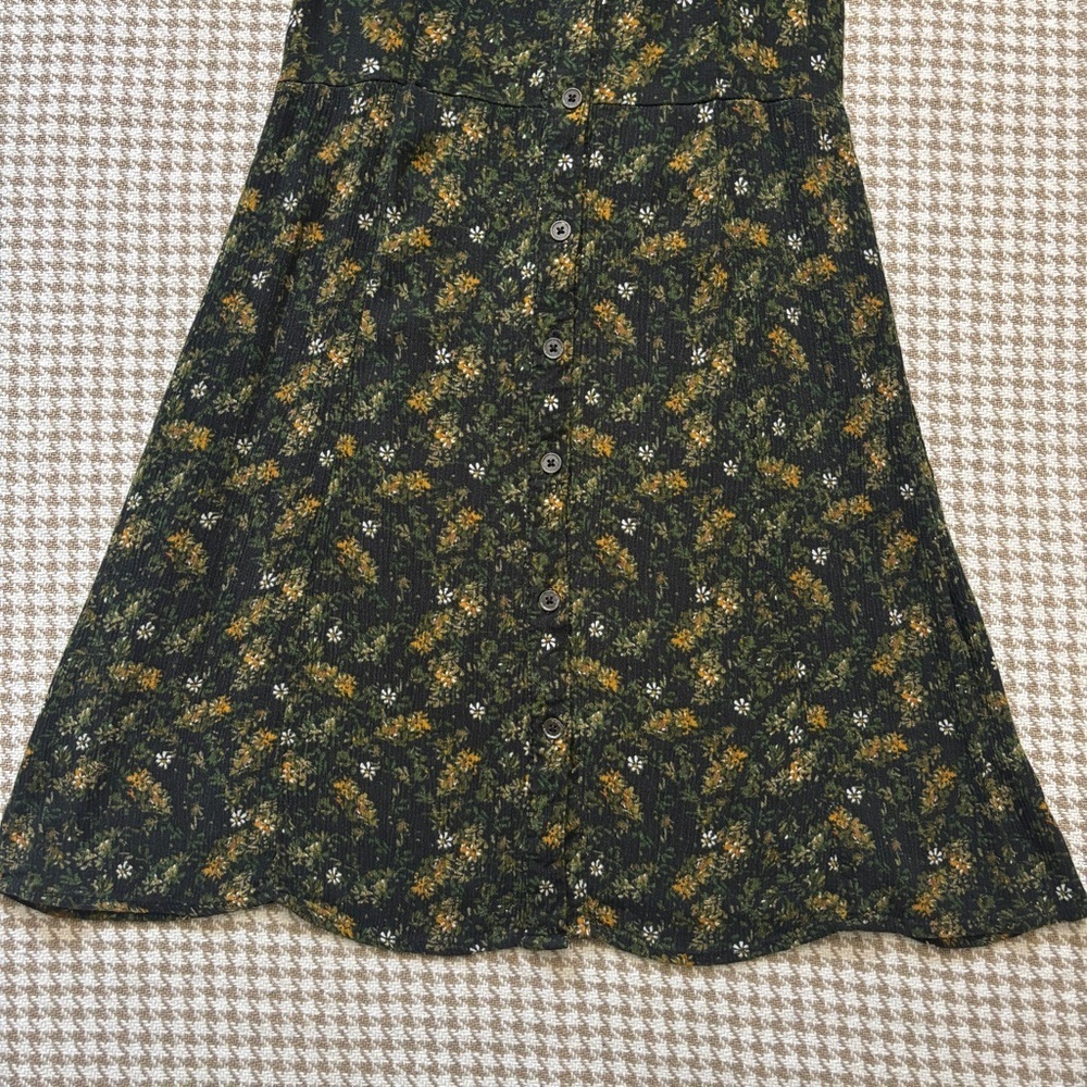 5/$15 | Mossimo | Floral Off the Shoulder Mini Dress - Picture 9 of 16